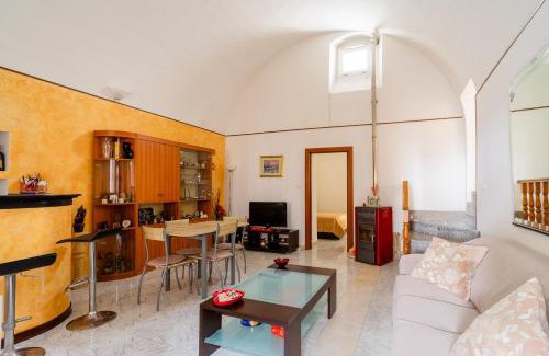 Matino Apartment | Elena Inn