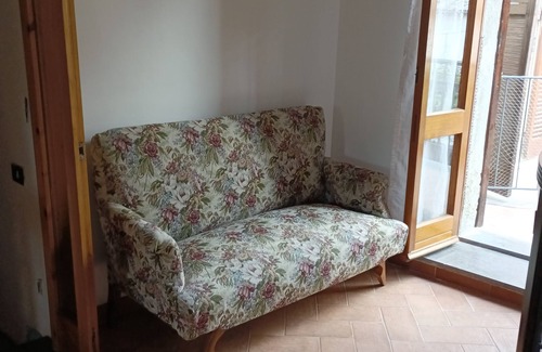Orvieto Apartment | Elena's apartment in Orvieto. EN055023C101032515.