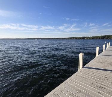 Zenda House | Elena's Lake Cottage - A Cozy Lake Getaway