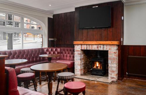 Wakefield Hotel | Elephant and Castle