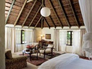 Addo Hotel | Elephant House