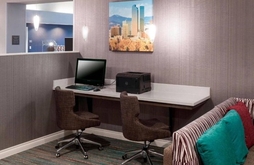 Westridge House | Elevate your experiences at our Highlands Ranch hotel