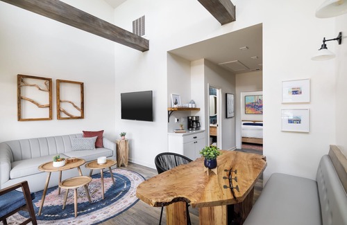 Greenville - Spartanburg Cottage | Elevated, Boutique Space on the Swamp Rabbit Trail