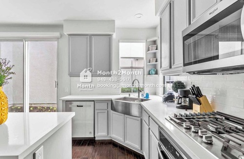 Woodbridge House | Elevated Comfort on Del Carlo #41997