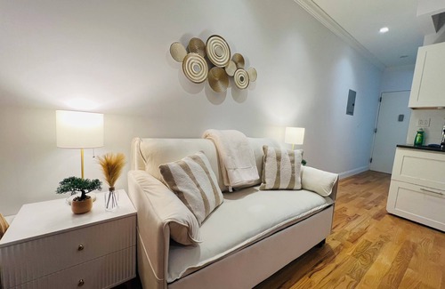Midtown West Apartment | Elevator King Bed 2BR Times Square Luxury Rental