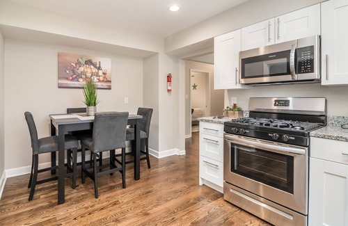 Elgin House | Elgin FHS Rental - Jay St