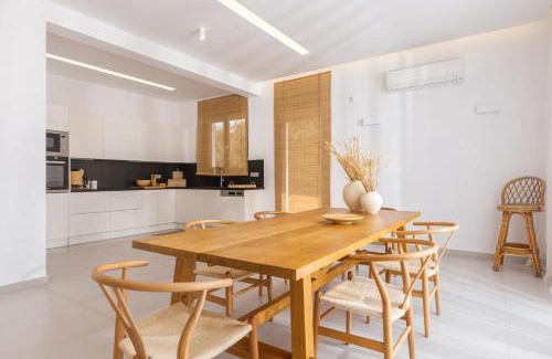 Akrotiri Villa | Elia Luxury Villa