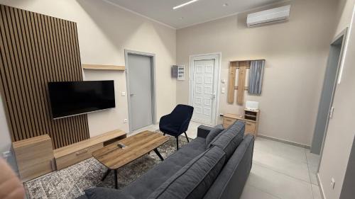 Rogkia House | Elias house