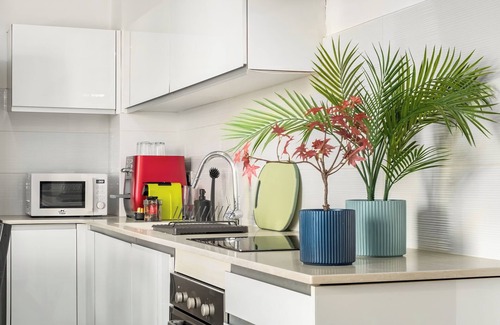 Neve Tzedek Apartment | Elifelet Boutique