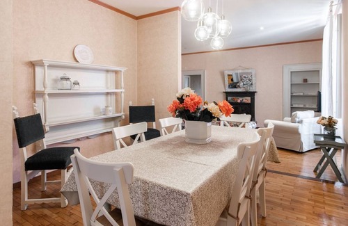 Albese con Cassano Apartment | Elisabeth House in Villa