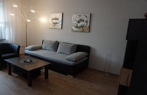 Biebernheim Apartment | Elisabeth on the Loreley