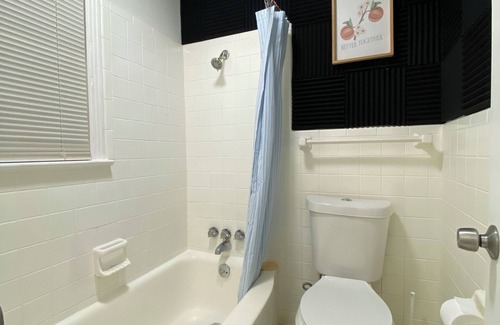 Tougaloo Cabin | Elite Suite with private parking in North Jackson