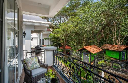 Assagao Villa | ELIVAAS Prive Suntuarios Casa Ikkebana 4 BHK With Jacuzzi, Pvt Pool & Bar