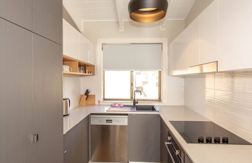 Jindabyne Apartment | Eliza Lee - 2/50 Gippsland Street
