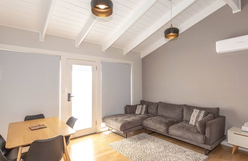 Jindabyne Apartment | Eliza Lee - 2/50 Gippsland Street