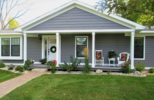 Elk Rapids House | Elk Rapids Charmer