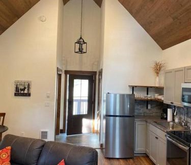 Lakeside House | Elk Ridge Village 301B Cozy Cabin with views of Flathead Lake