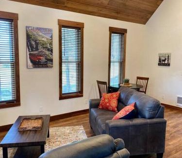 Lakeside House | Elk Ridge Village 301B Cozy Cabin with views of Flathead Lake