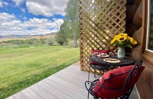 Wapiti Apartment | Elk Valley Ranch Retreat- Private apartment on the banks of the Shoshone River