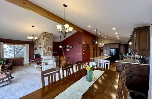 Baker City Apartment | Elkhorn Views Home, Beautiful!