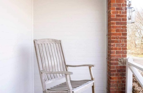 Ocean Drive Apartment | Ella's Captain Quarters