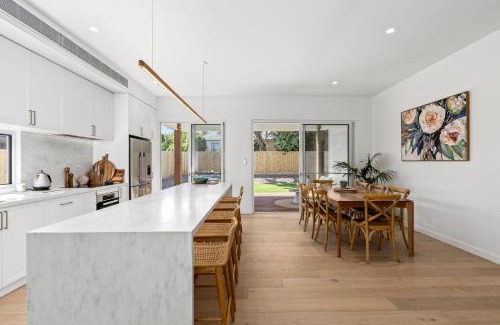 Queenscliff House | Ellenvale