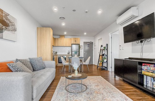 Greenlane - Ellerslie Apartment | Ellerslie Sanctuary | Luxury Apt & Great Amenities