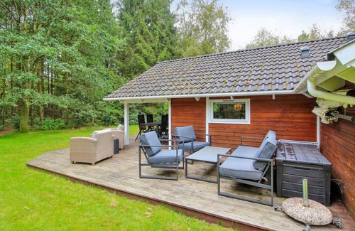 Skygge House | "Ellica" - 50km from the sea by Interhome