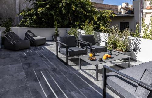 Petralona Apartment | Elliot Petralona, Athens