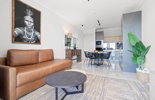 Greater Johannesburg Metropolitan Area Apartment | Ellipse Waterfall 3909