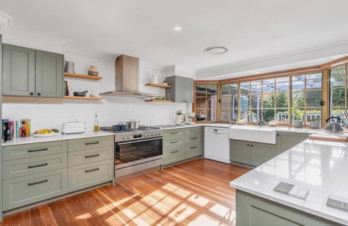 Bundanoon House | Elmswood House – beautiful property in the picturesque Bundanoon