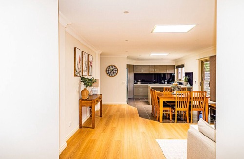 Healesville House | ELMWOOD HOUSE
