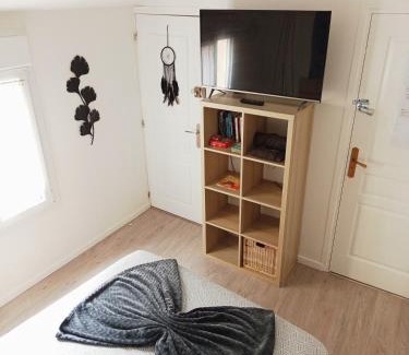 Les Patis Bed & Breakfast | Elohan House