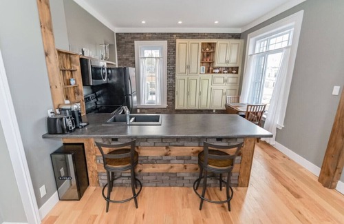 Elora Apartment | Elora Gingerview Its comfort with a View