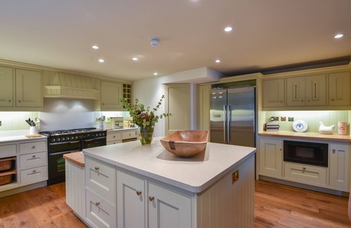 Newton Ferrers Cottage | ELPHINSTONE, with a garden in Newton Ferrers