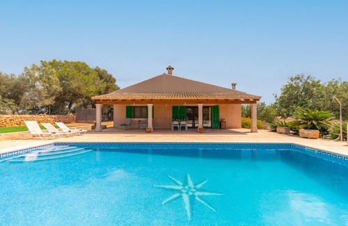 Ses Salines Villa | ELS GARROVERS - Villa with private pool and free Wifi in Ses Salines
