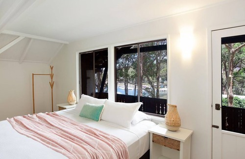 Sydney House | Elvina Bay Beach House IH