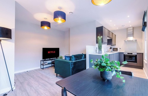 Southport Apartment | Elysée Suites - Modern 1 Bed Flat in Southport