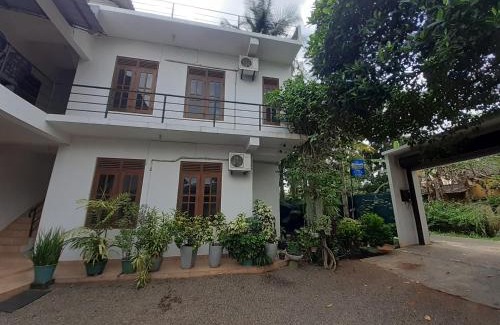 Anuradhapura House | Emarald Holiday Homes