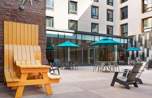 Goss - Grove Hotel | Embassy Suites By Hilton Boulder