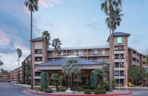 Tucson Hotel | Embassy Suites by Hilton Tucson East