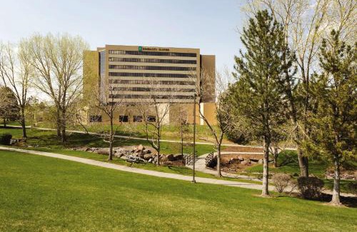 Centennial Hotel | Embassy Suites Denver Tech Center