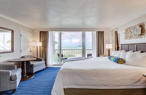 St. Pete Beach Resort | Embrace Beachfront Bliss at Bluegreen Vacations at TradeWinds Resort-Studio Dlx.