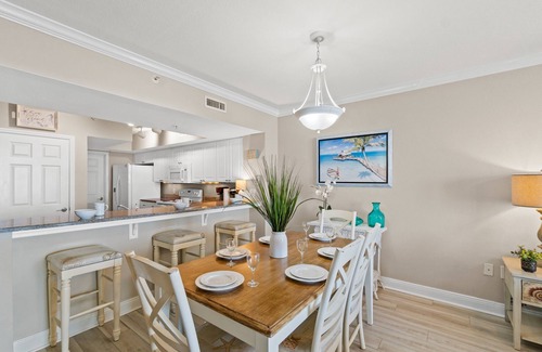 Panama City Beach Condo | Emerald Beach by Book That Condo