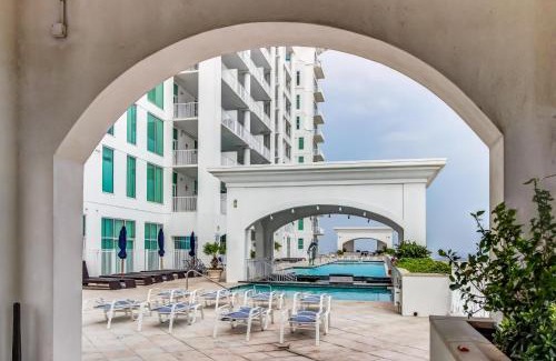 Galveston Apartment | Emerald by the Sea Retreat