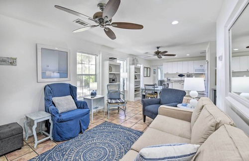 Gulfview Heights House | Emerald Coast Getaway w/Yard - Steps to Beach!