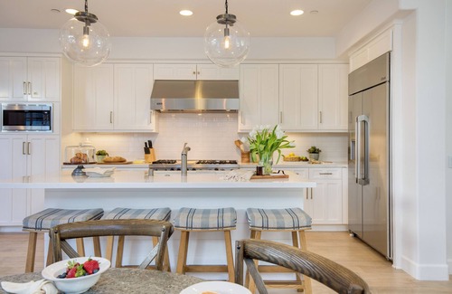 Santa Ana Heights House | Emerald Cove by AvantStay | Mins to Beach & Pier