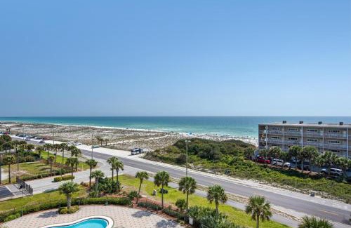 Pensacola Beach House | Emerald Dolphin unit 650
