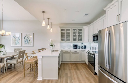 Bermuda Bay Condo | Emerald Escape 3 Bedroom Condo at Hamilton Cay Reserve