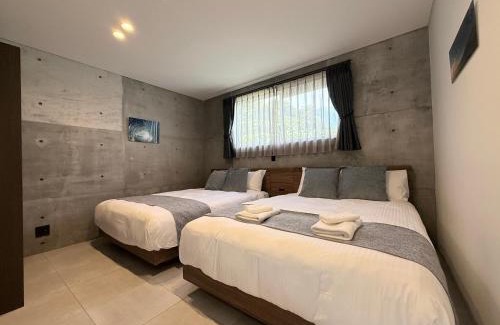 Nakadomari Villa | Emerald Ocean Villa